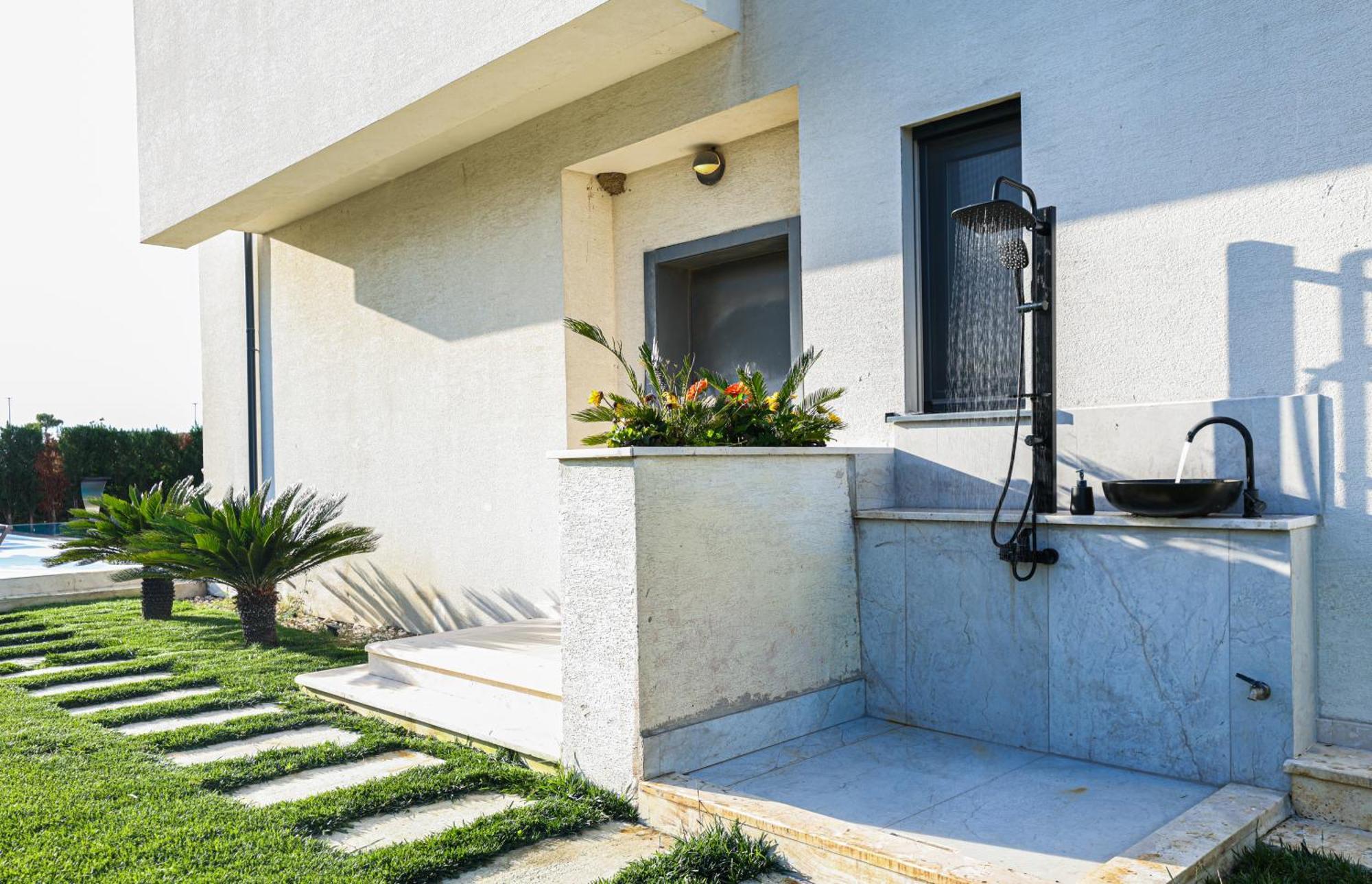 Vila 29 Valamar ドゥラス エクステリア 写真
