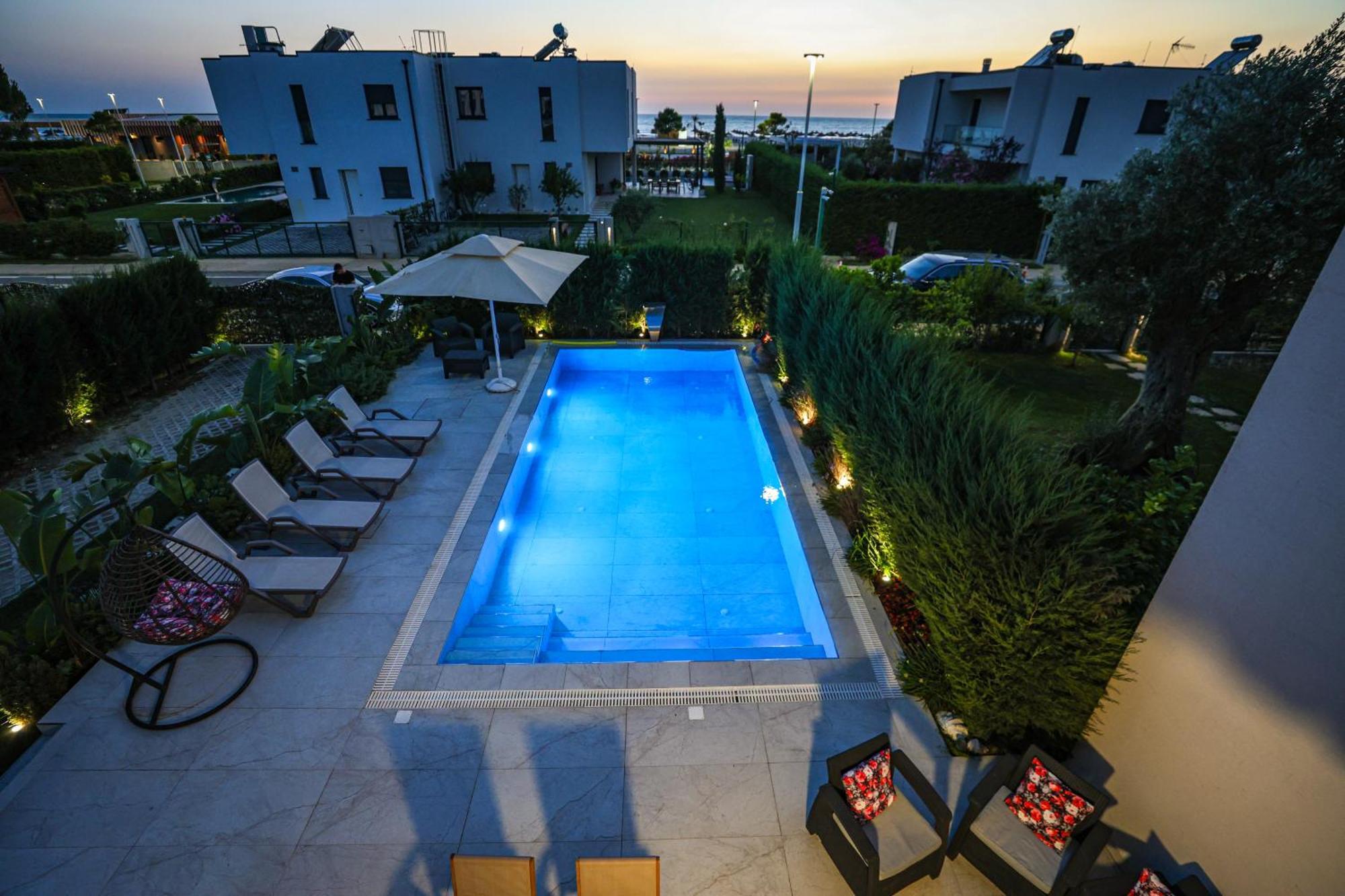Vila 29 Valamar ドゥラス エクステリア 写真
